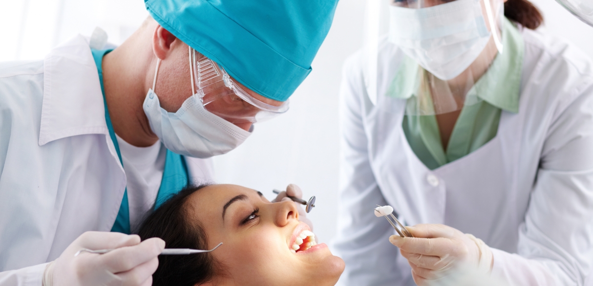 things to consider before selecting an oral surgeon
